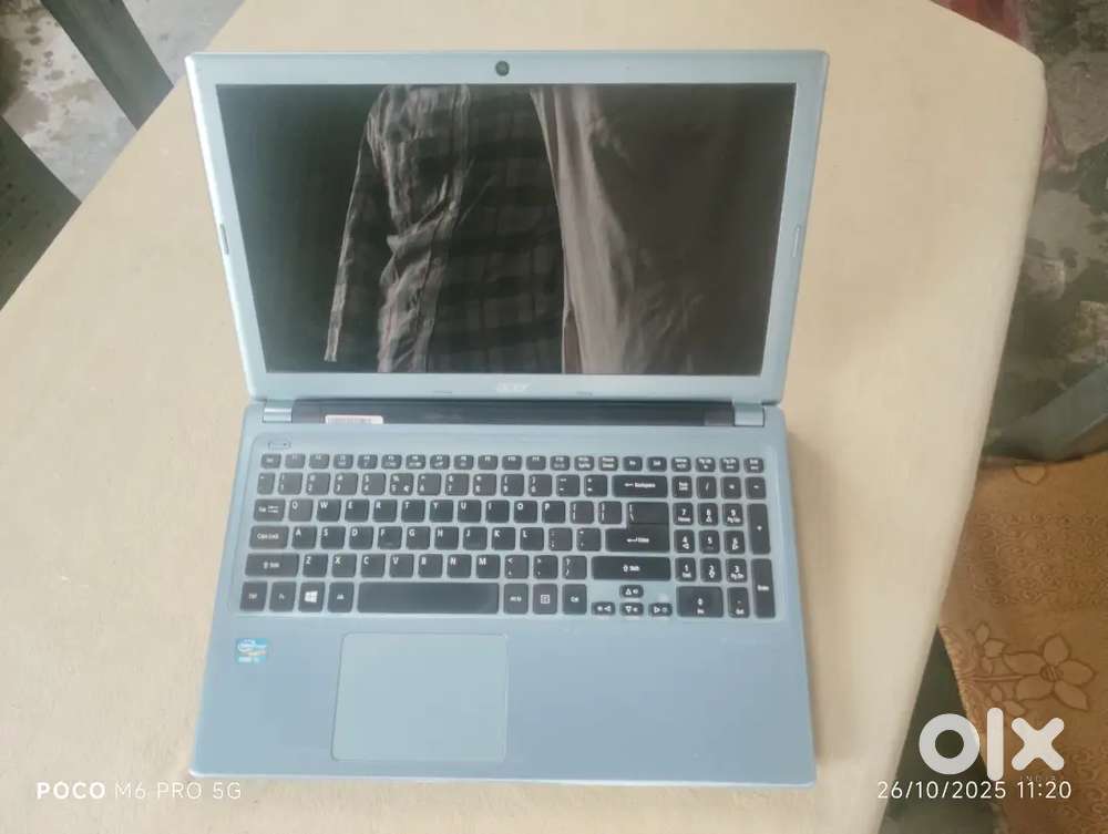 Acer Aspire v5 571
