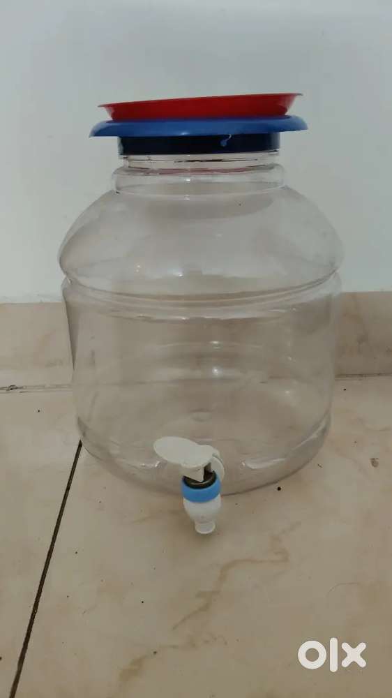 Water Jar with tap
