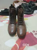 Shoes long shoes