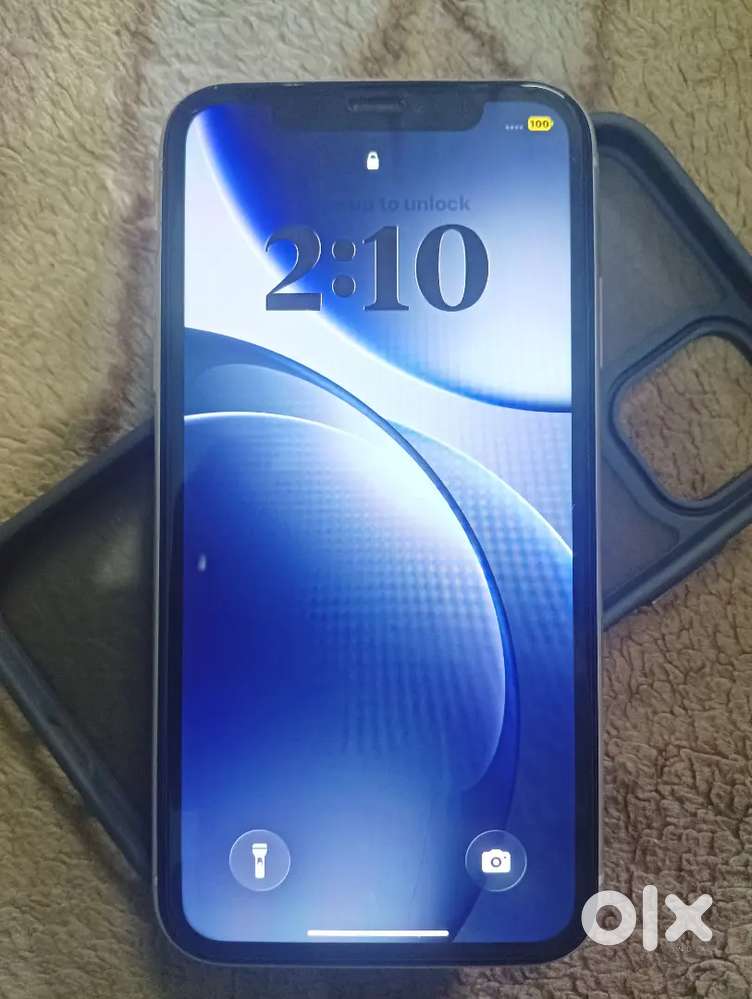 Phone full condition me hai