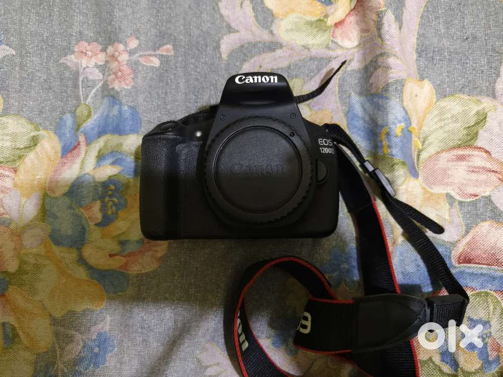 Canon EOS 1200D DSLR + 18-55mm + 75-300mm

Lens Kit