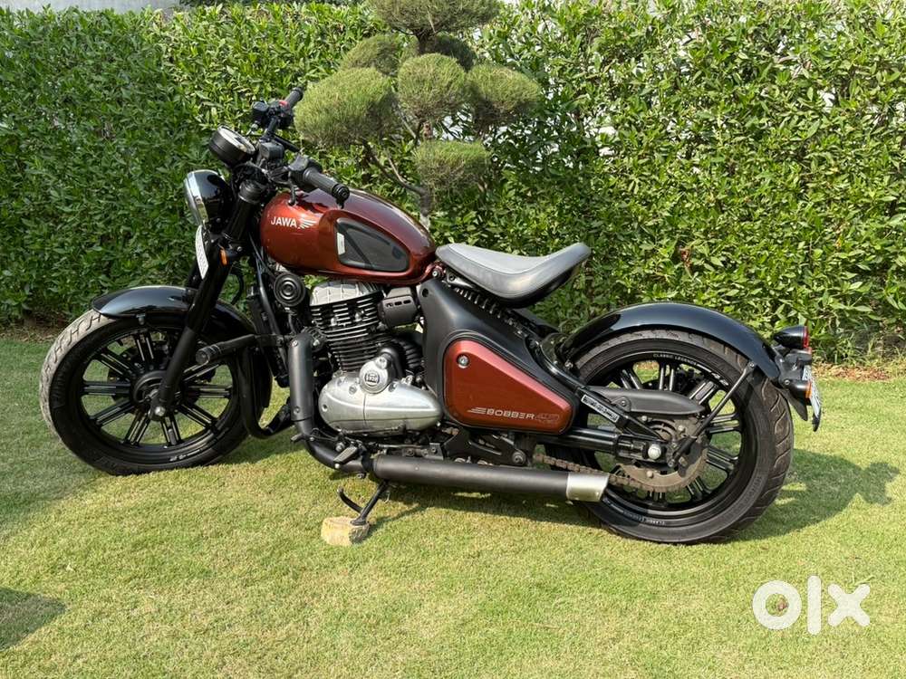 Mystic copper and jasper red alloy wheels