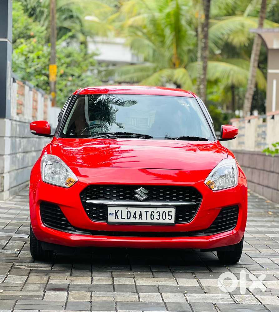 Maruti Suzuki Swift VXi + Manual, 2023, Petrol