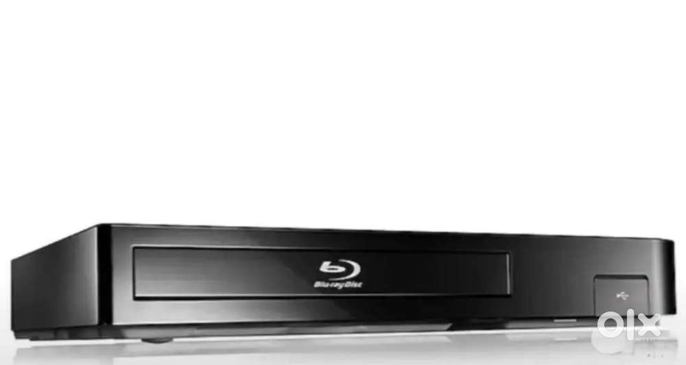 Samsung BD-F5100 Blu-ray player with
remote