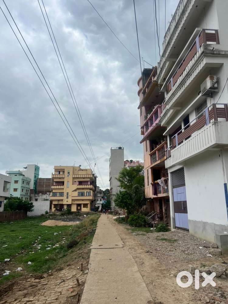 Plot in beur mahavir colony