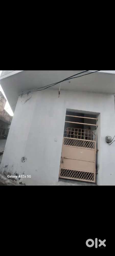 2 room for rent... separate portion..