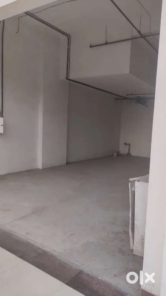 Volume available for rent at Gomti nagar on Upper ground floor