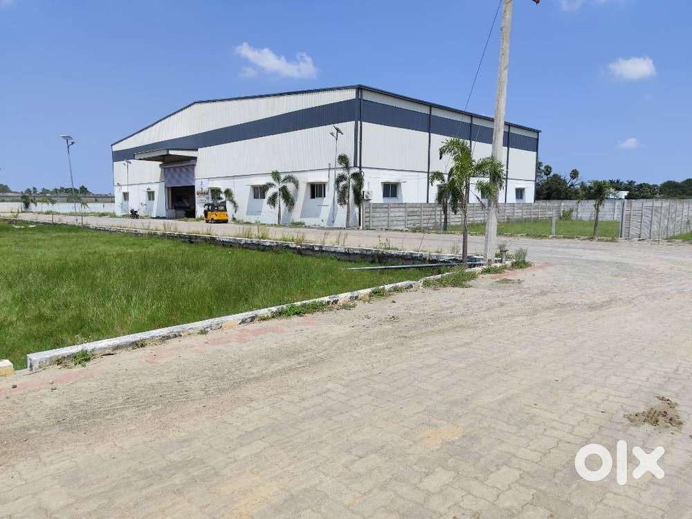 Warehouse plots on 400 ft Ring Road