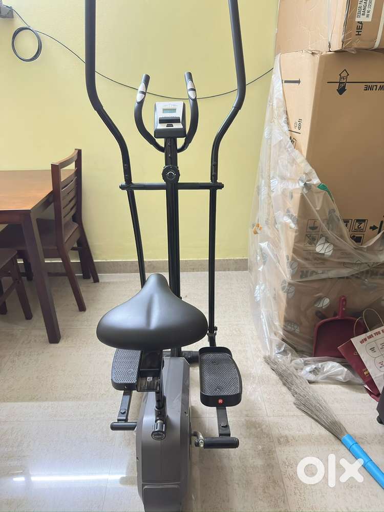 Welcare Maxpro Elliptical Cross Trainer