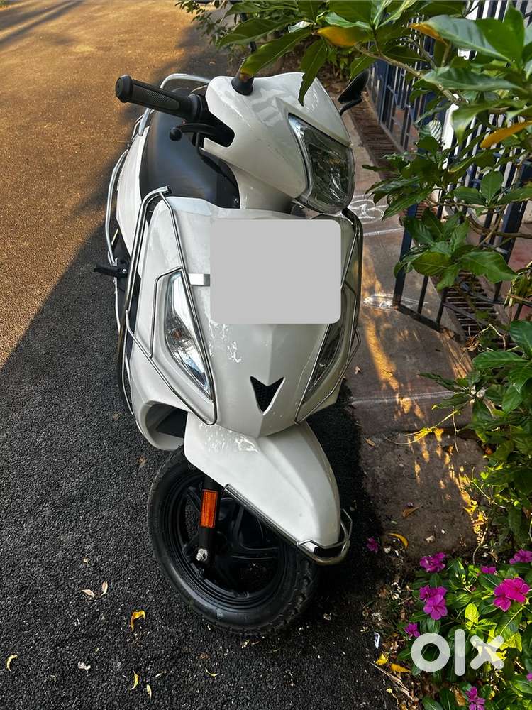 Jupiter 2023  white