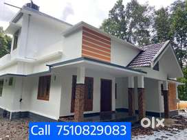 New.  HOUSE.   ETTUMANOOR.    VEMPALLY