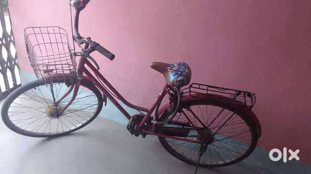 Bsa ladies cycle Good condition available for selling