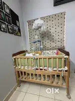 Babyhug Crib