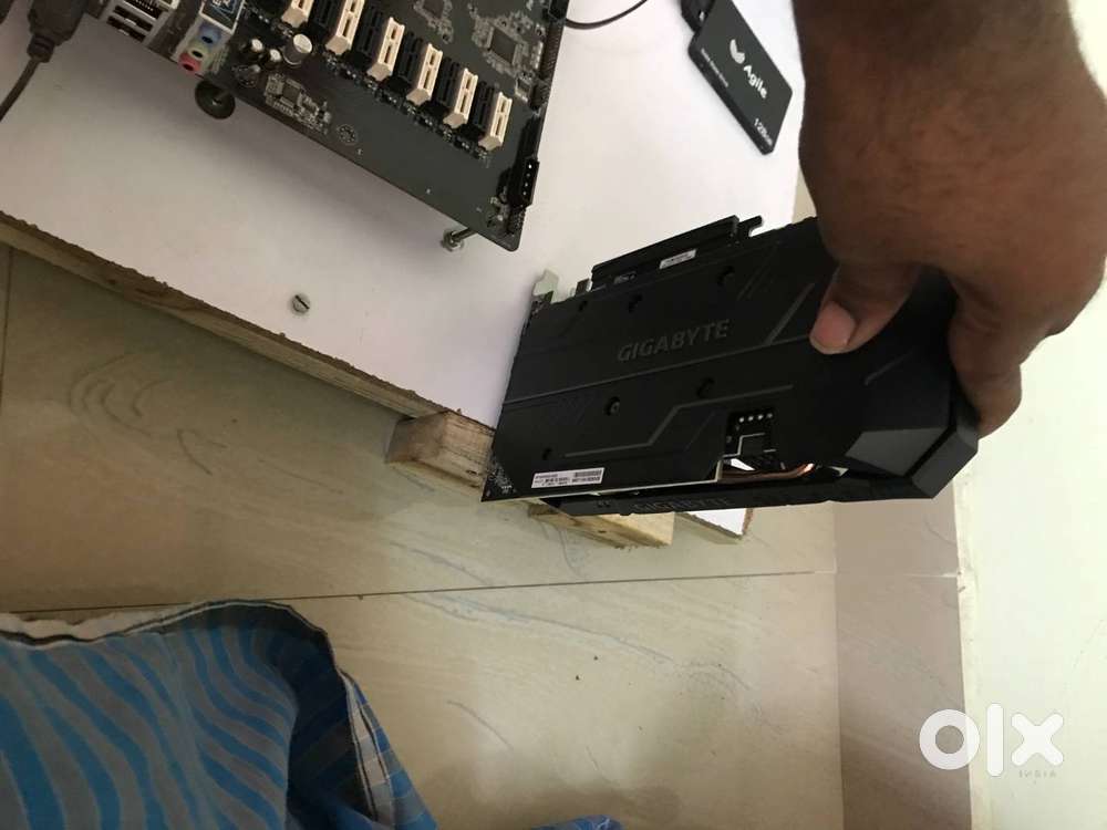 Nvidia Gigabyte Graphics card 2 numbers (RTX 2060 6gb)