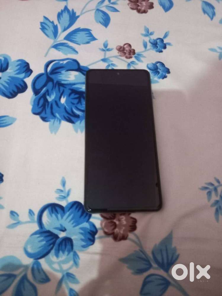 Samsung F54 + Samsung A31 +Noise Smart watch combo