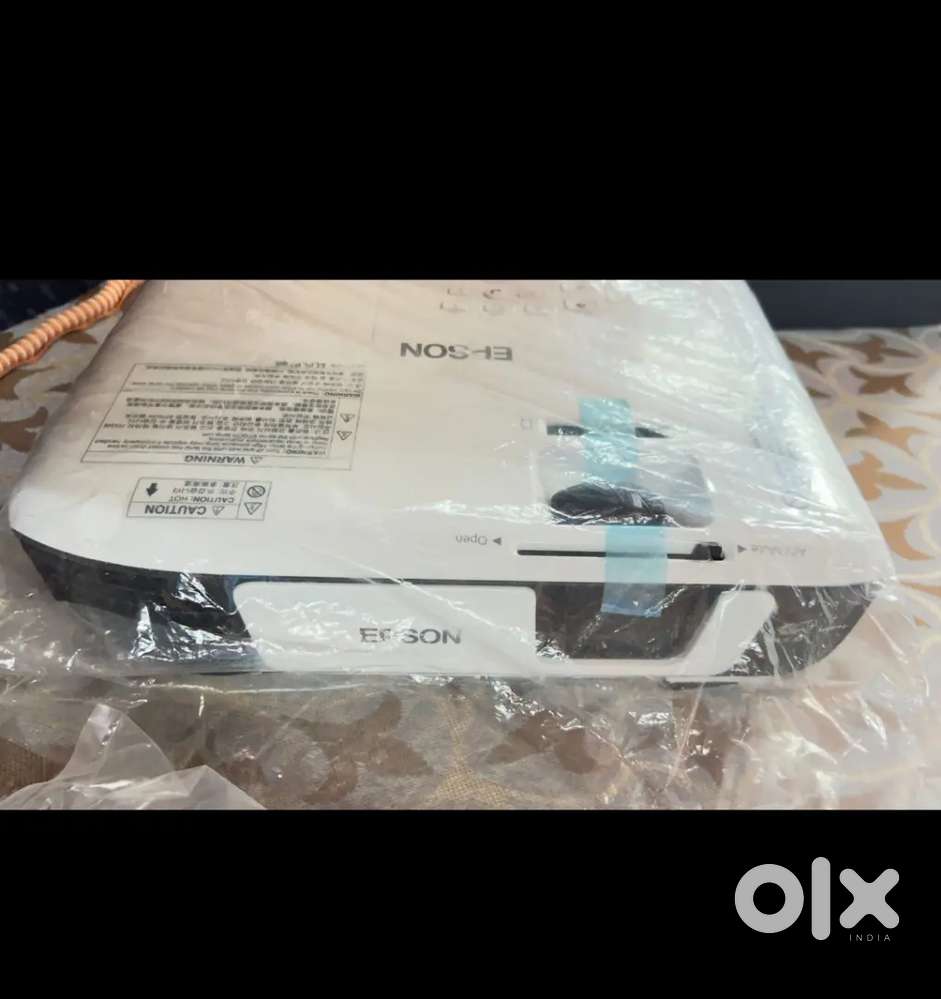 Projector for rent and sales feel free to msg or call