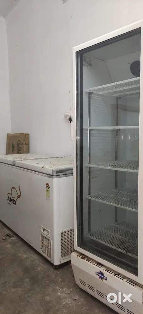 Glass door fridge 350ltr 28day used only