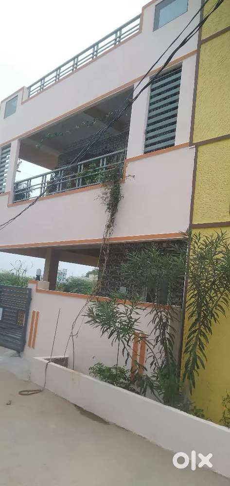 House for rent in peruru 2bhk with open kitchen car parking for rent