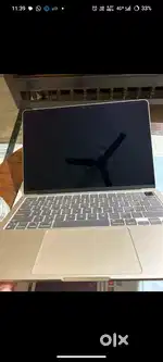 Apple MacBook M2 – Sleek Design, Powerful Performance (8GB/256GB)