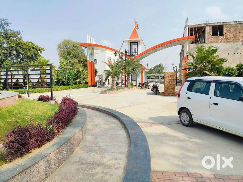 अब आप आगरा में अपना मनपसंद प्लॉट खरीद सकते हे बसावट के बीचोबीच