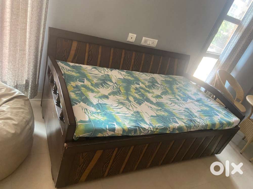 Diwan cum bed