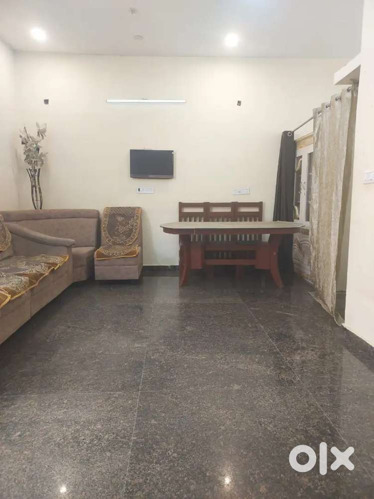 Office space for Rent 30,000rs Commercial Road Property Building