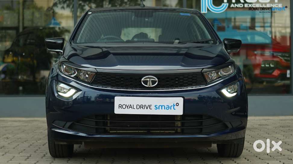 Tata Altroz, 2022, Petrol