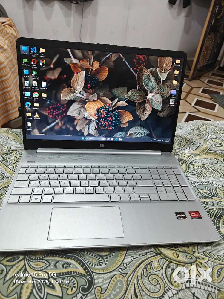 HP 15s AMD Ryzen 3 Quad Core 5300U - (8 GB/512 GB SSD/Windows 11 Home)