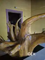 Teak wood showpiece