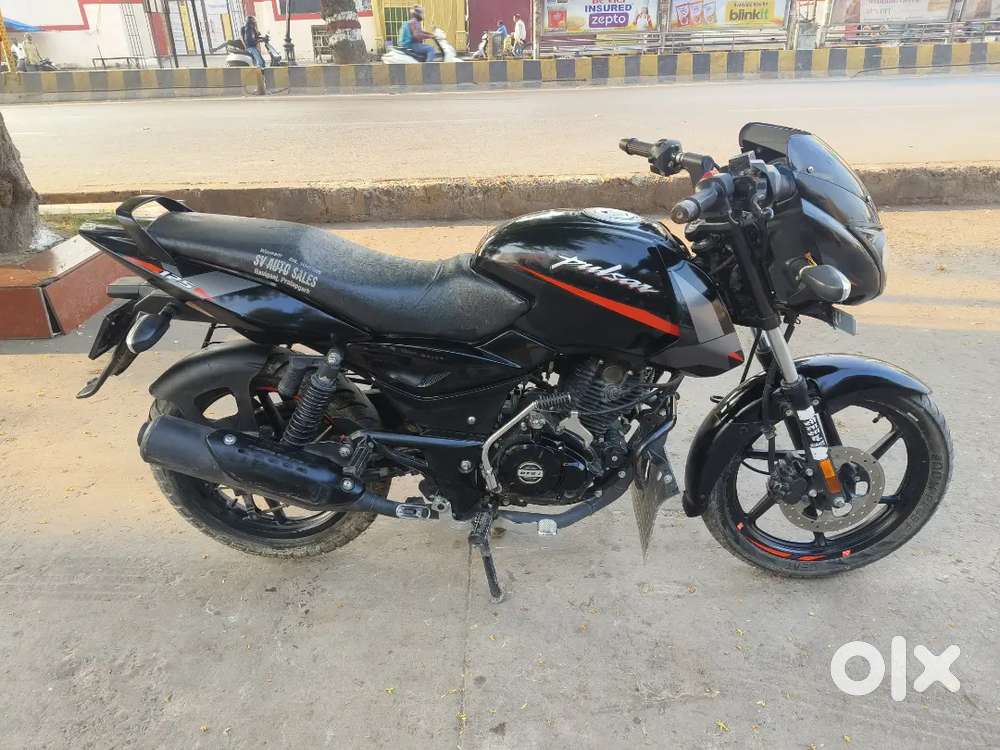 Bajaj pulsar 125 bike