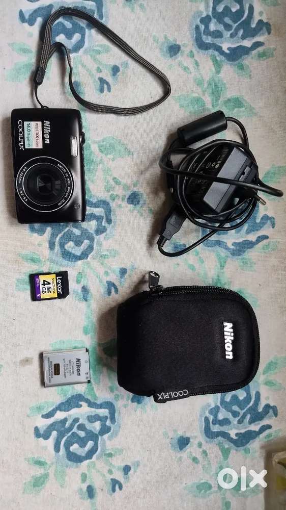 Nikon Coolpix S3100  at  ₹7,000