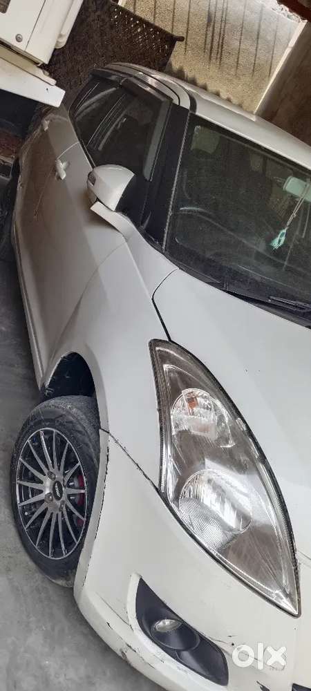 Maruti Suzuki Swift 2013 Diesel 92000 Km Driven