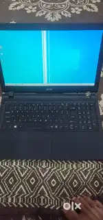 Acer aspire es1-572 series