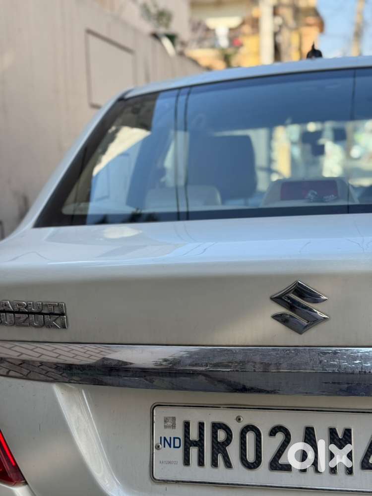 Maruti Suzuki Swift Dzire 2014 Petrol Well Maintained