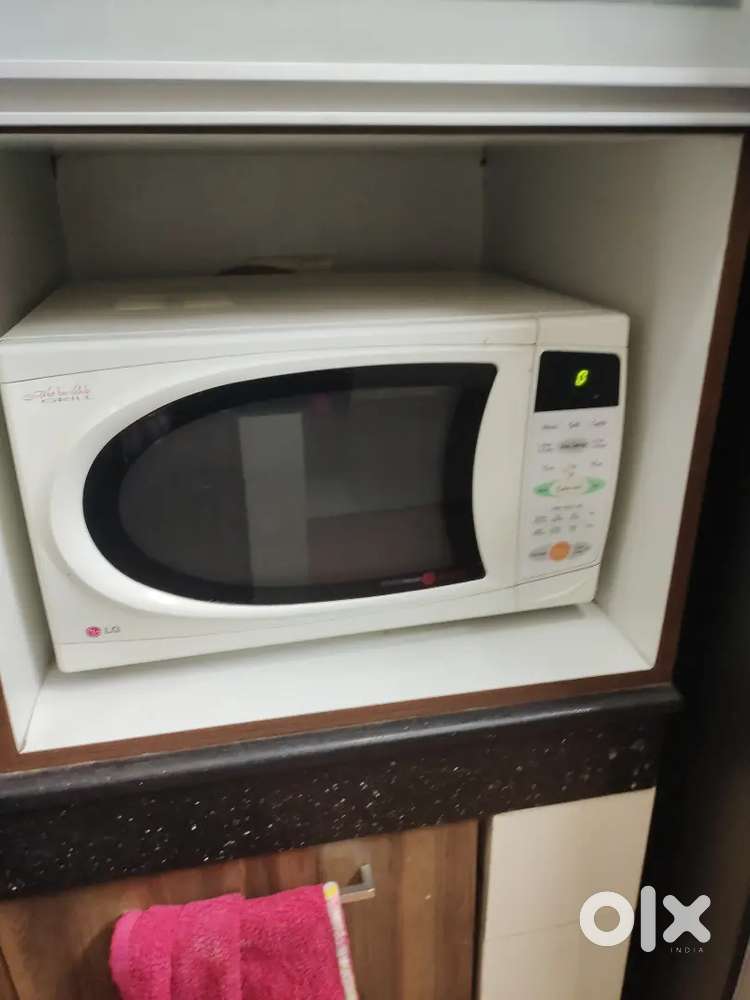 32 L LG Microwave