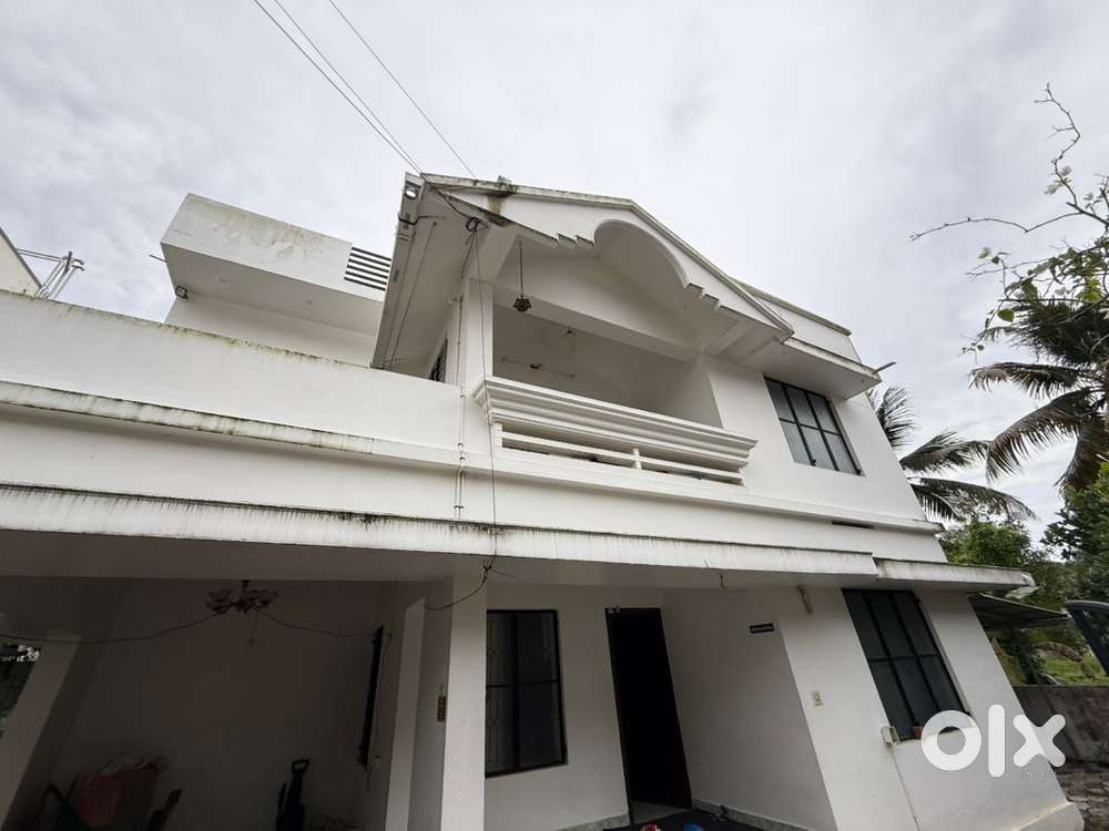 URGENT HOUSE FOR RENT( pet Friendly)