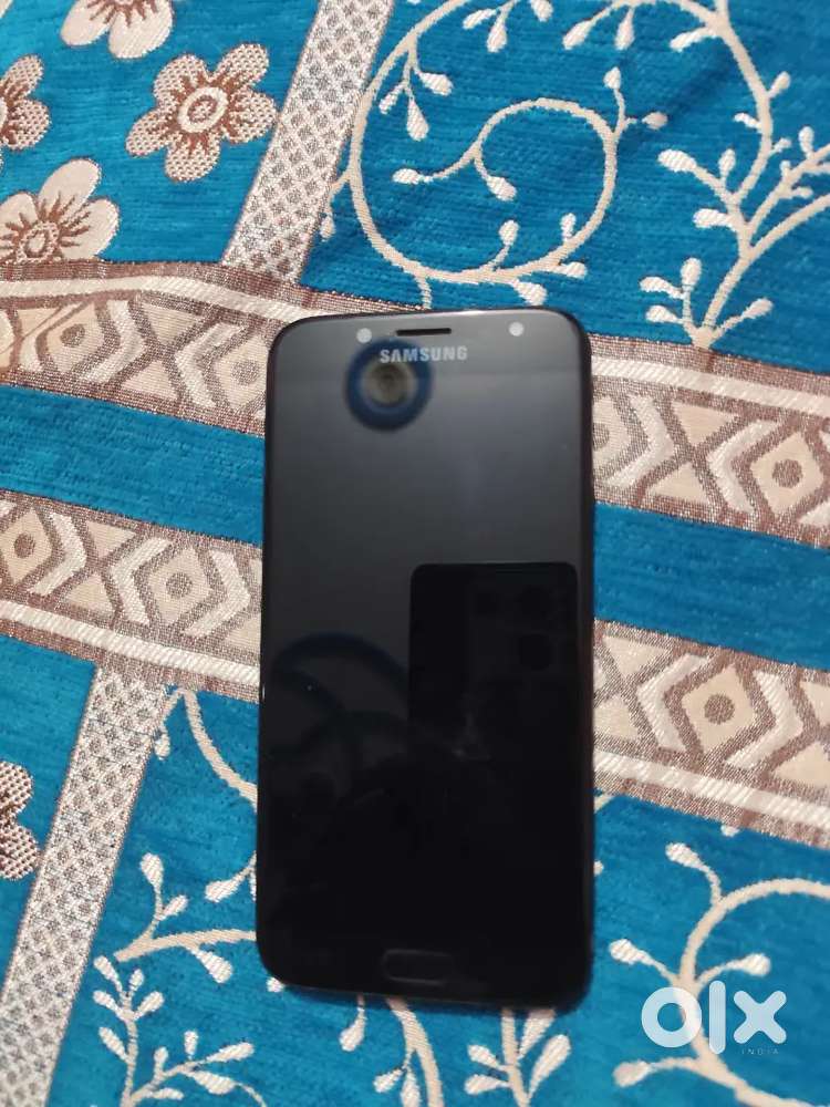 SAMSUNG J7 PRO