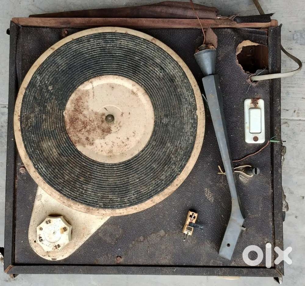 Antique LP Record Player Not Working Conditions.