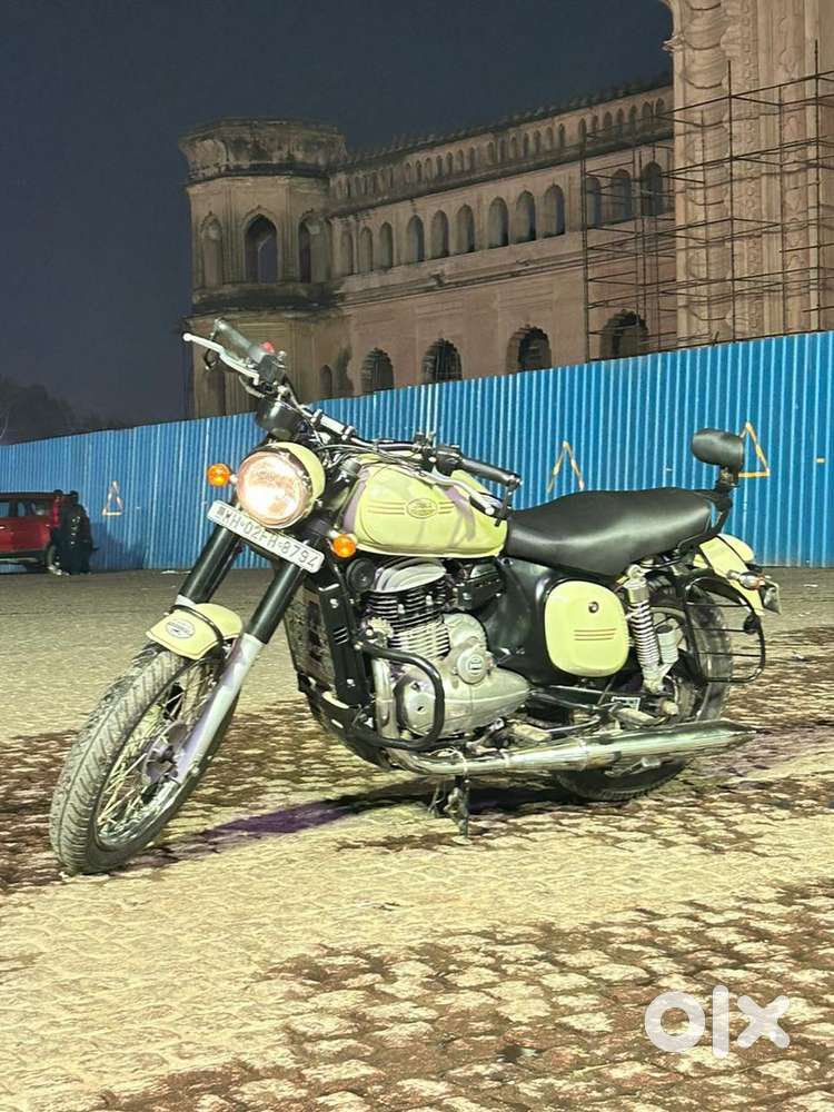 Jawa 42 for urgent sale