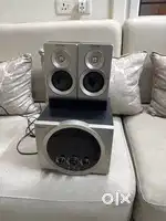 Speaker with USB and SD card