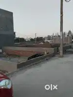 85 sqyd plot in Very good location