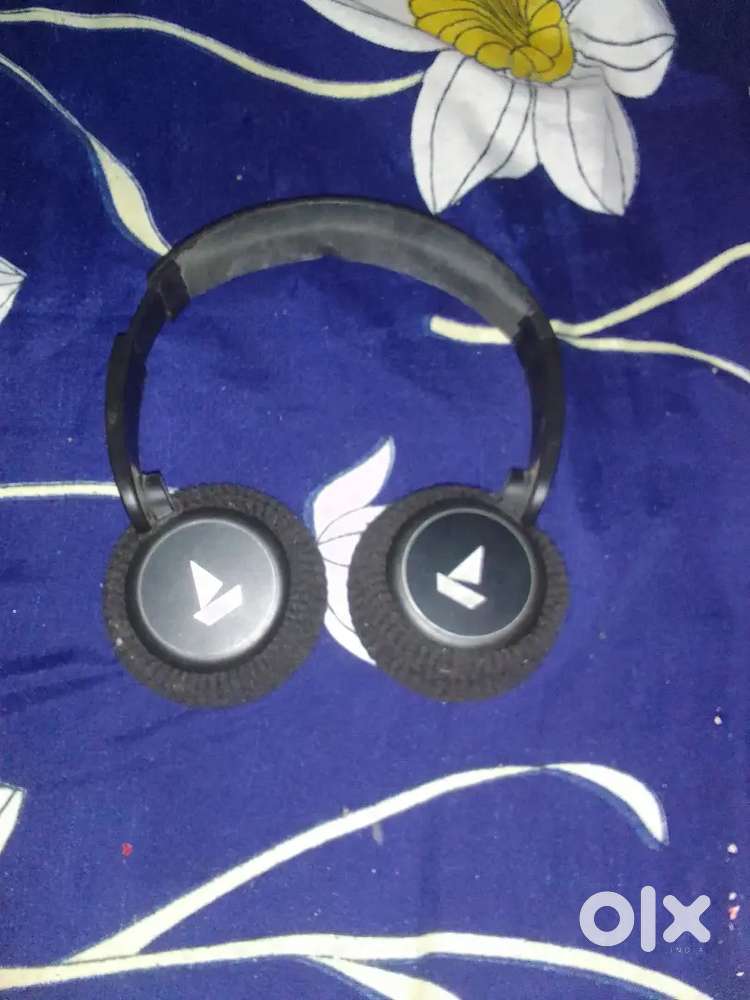 Boat headphones