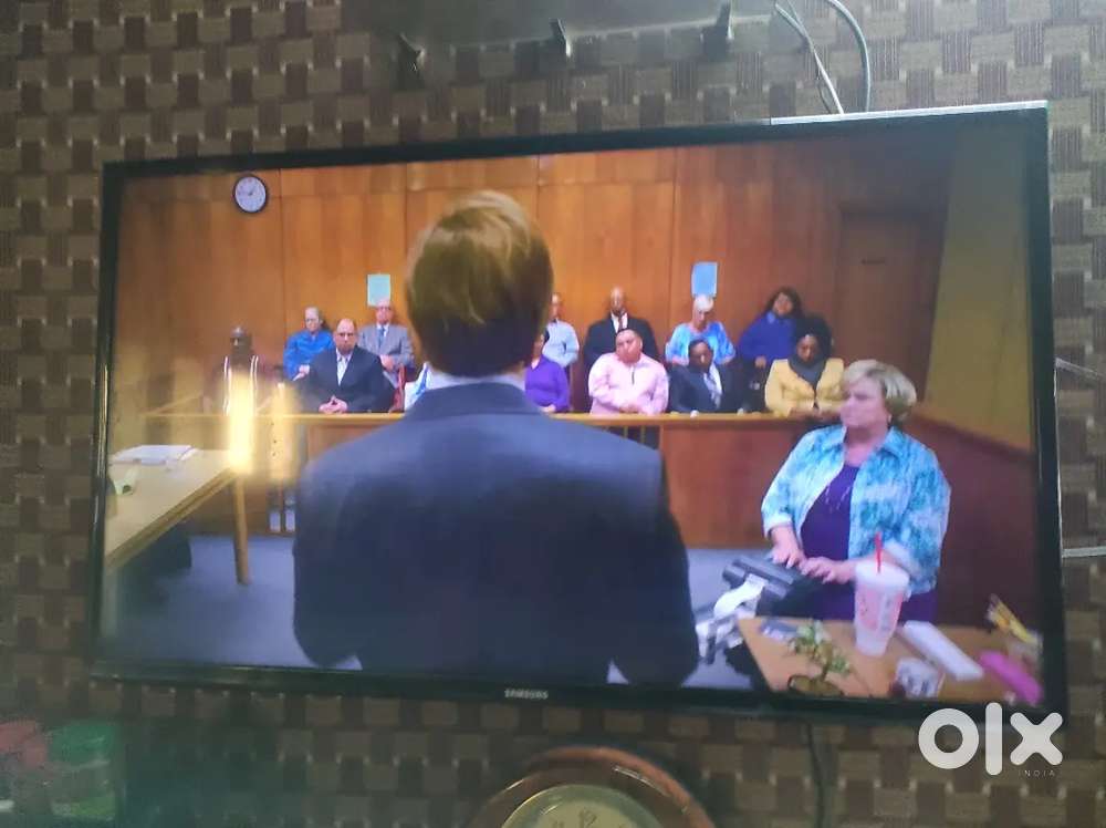 Samsung 42 inch hd tv (non smart)