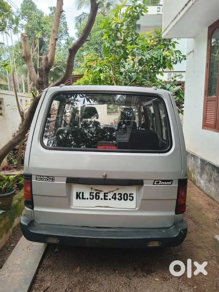 Maruti Suzuki Omni 2011