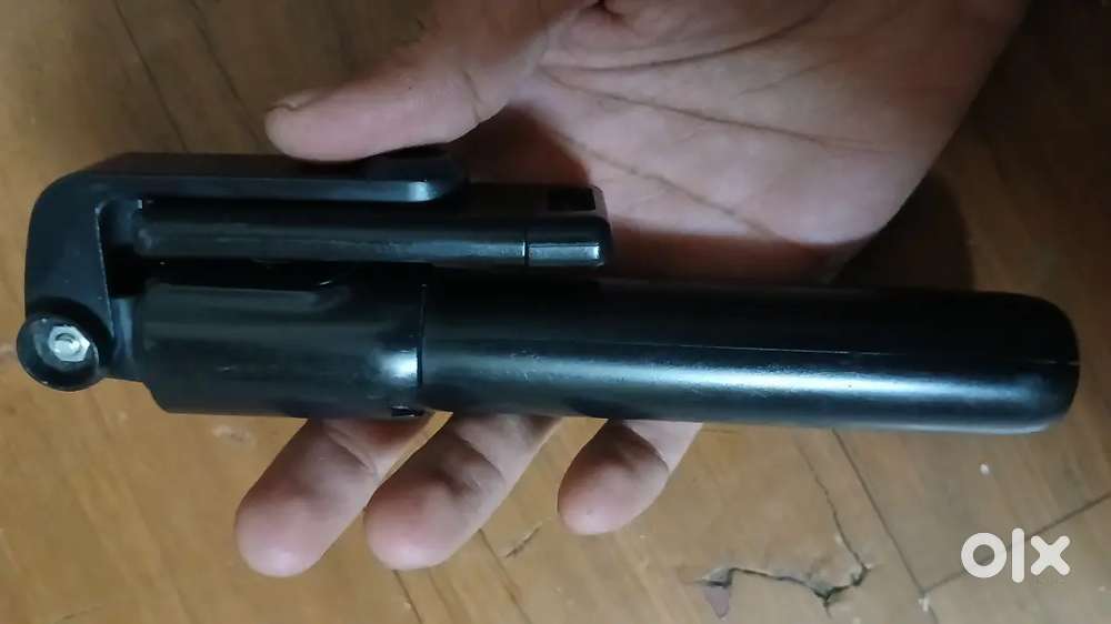 Only 1 remaining tripod & selfie stick