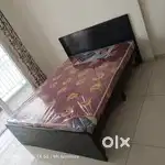 Mountain furniture new brand Queen size cot with mattress wholesale