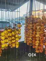 Helper chaiye tandoor mai bhi kaam kar sake shop k liye