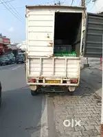 ड्राइवर की जरूरत है जो नशा आदी का सेवन ना करता हो