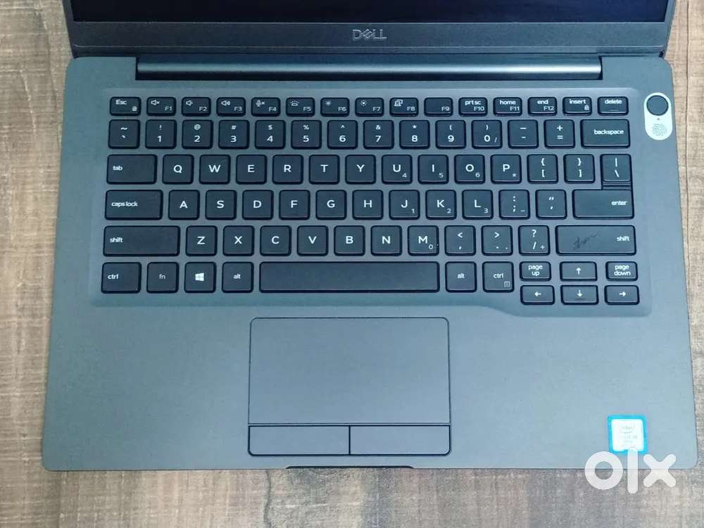 BUSINESS LAPTOP DELL 7400 MODEL