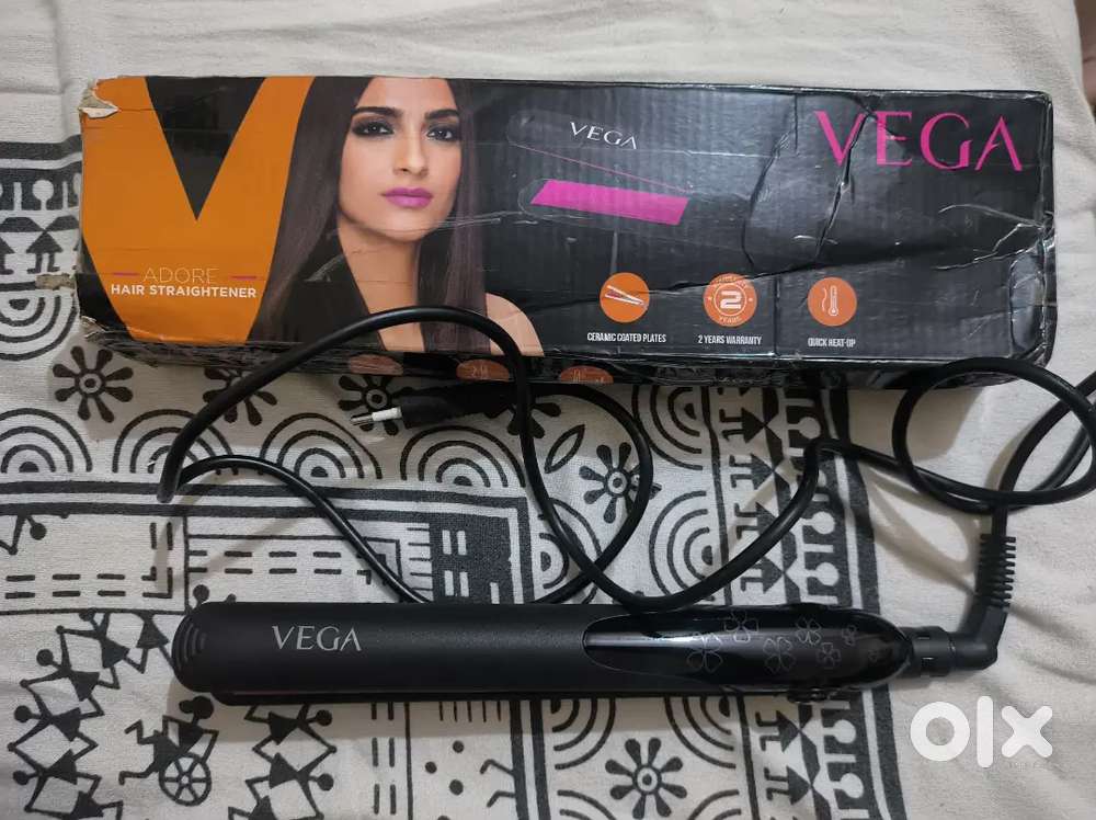 Vega Hair Straightener